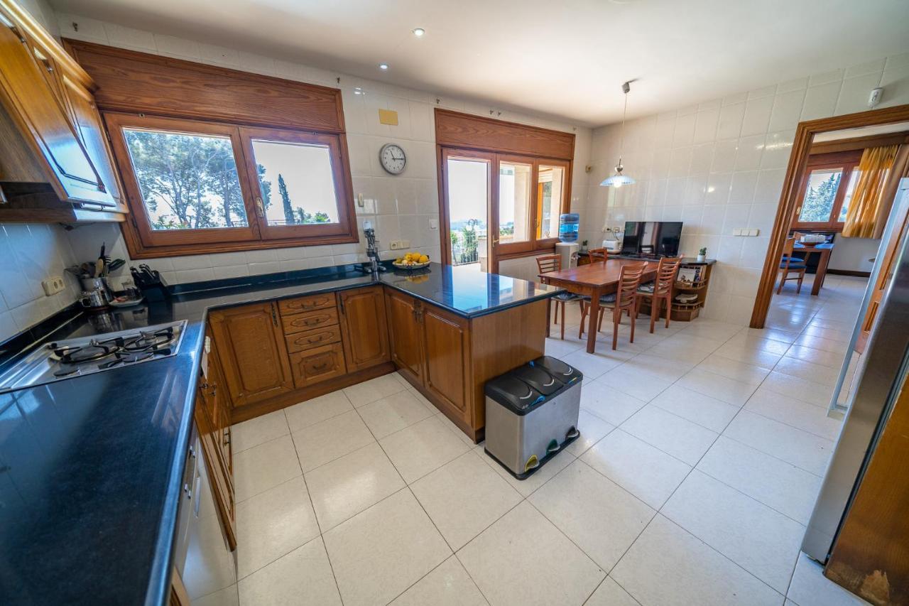 Homeholidaysrentals Happy Family Villa