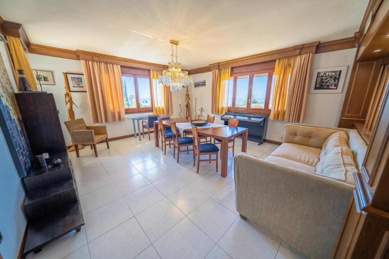 Homeholidaysrentals Happy Family * Santa Susanna