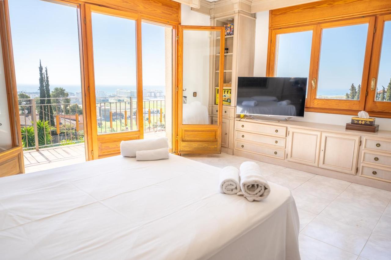 Homeholidaysrentals Happy Family Villa
