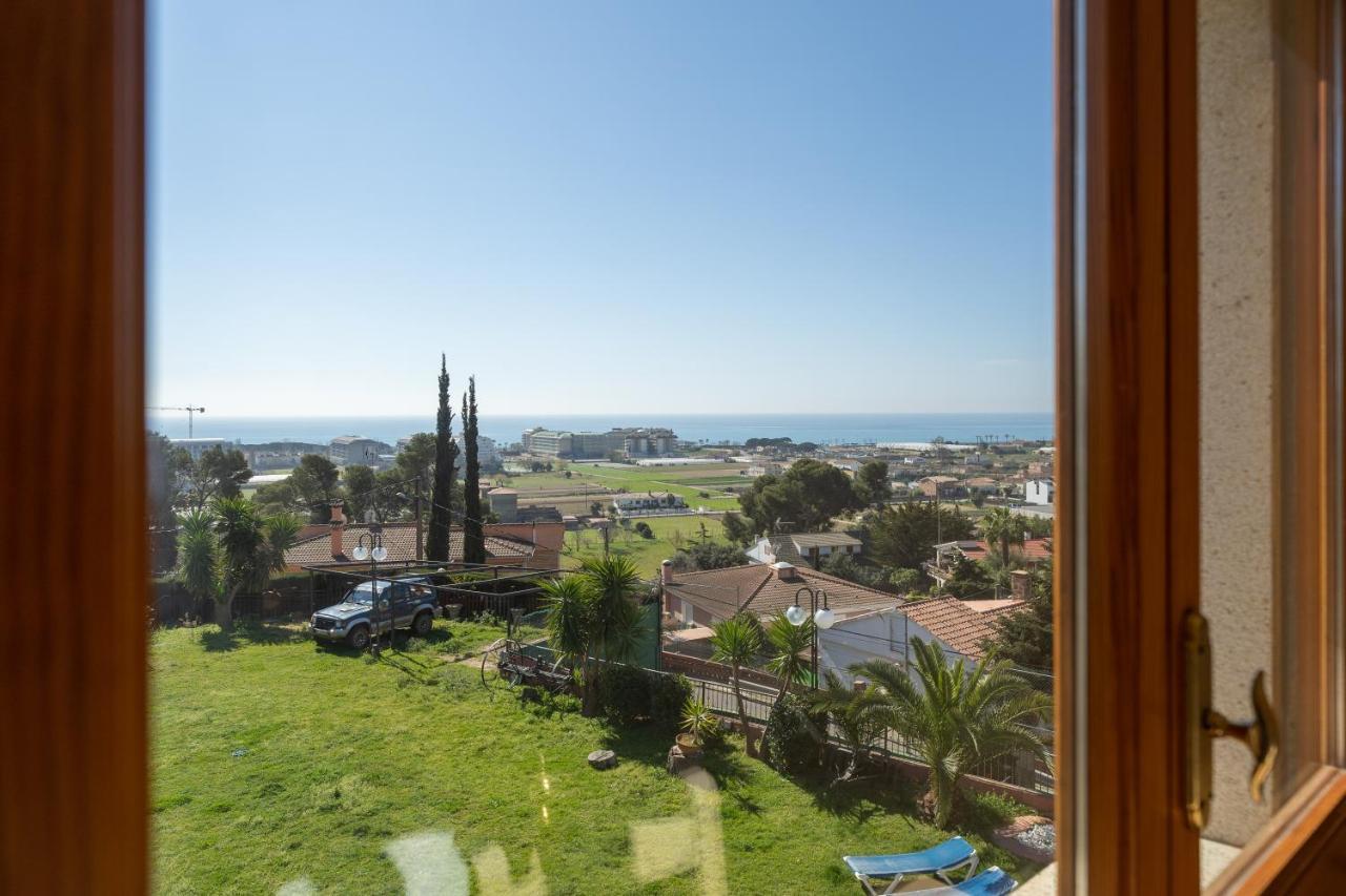 Homeholidaysrentals Happy Family Villa