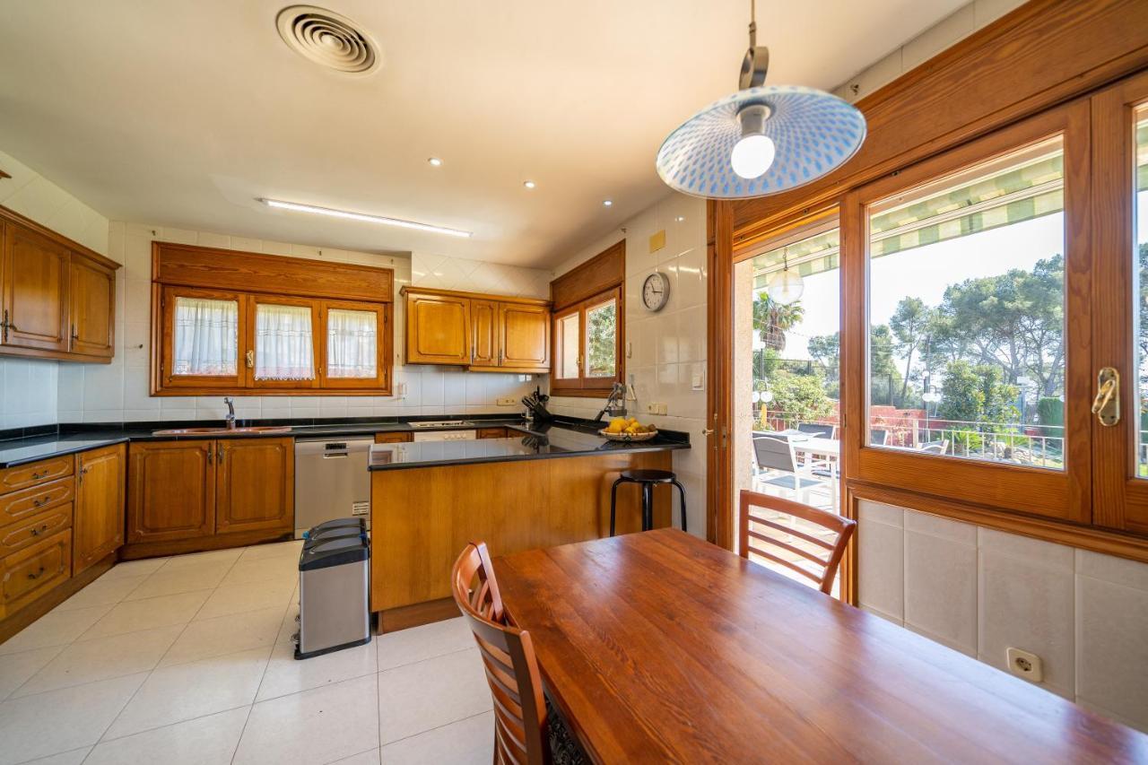 Homeholidaysrentals Happy Family Villa *