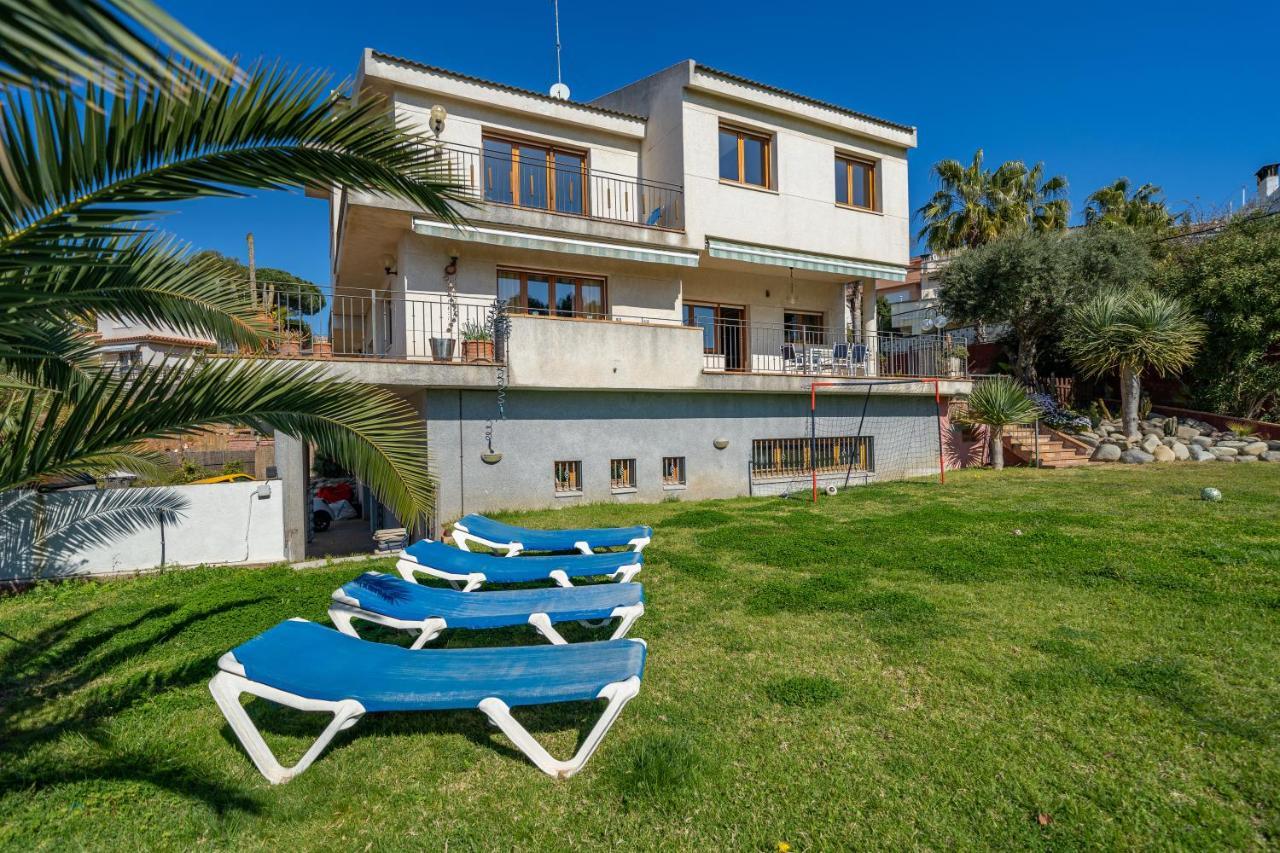 Villa Homeholidaysrentals Happy Family Santa Susanna