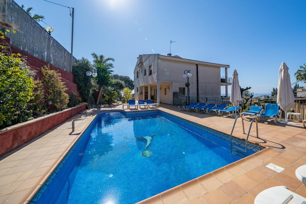 Homeholidaysrentals Happy Family Villa